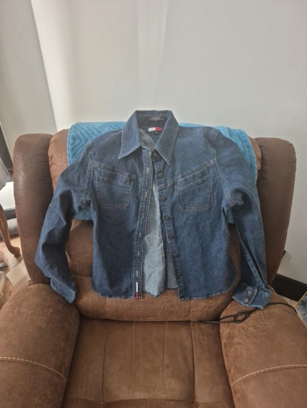 VtgTommy Hilfiger Womens Denim Button Down Shirt Large Long Sleeve Blue  Cotton